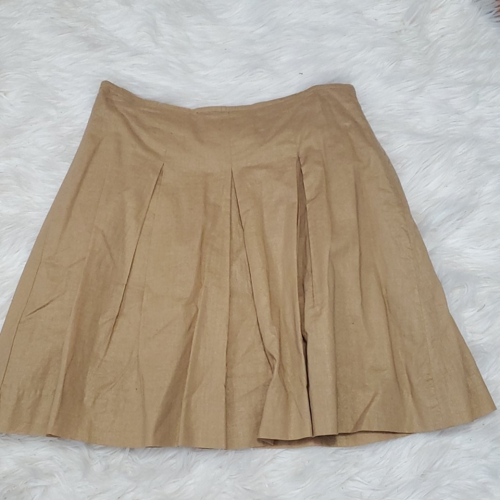 NWOT: Womens SHIMMERY GOLD HOLIDAY LIMITED BRAND SKIRT